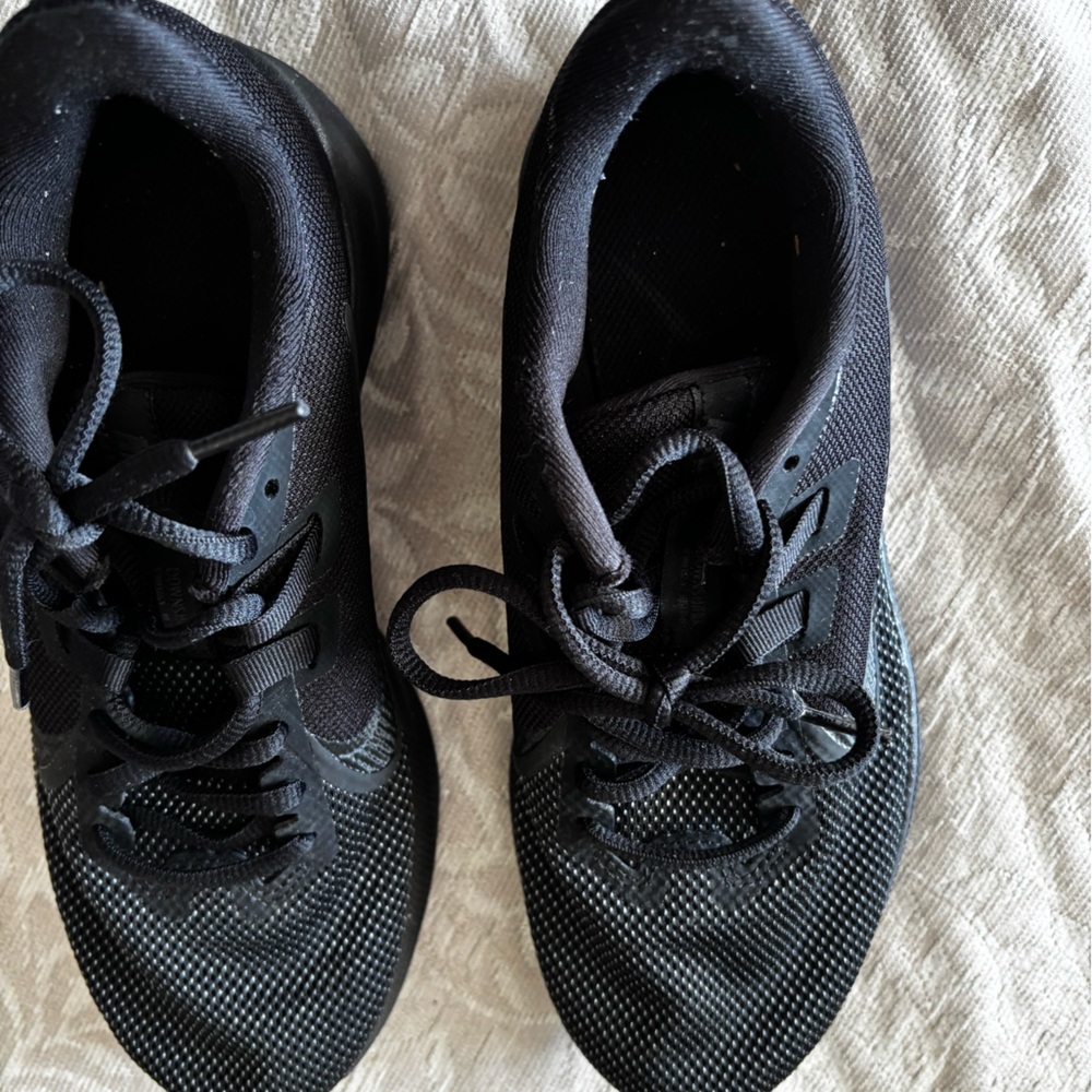 Nike MLB Black Sneakers Lightweight Mesh Design